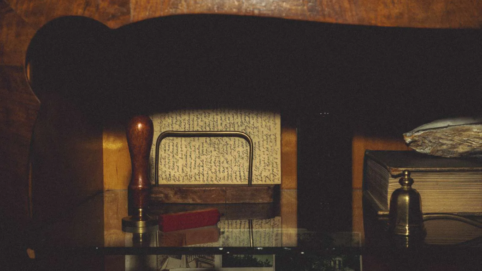 Object theatre scene
